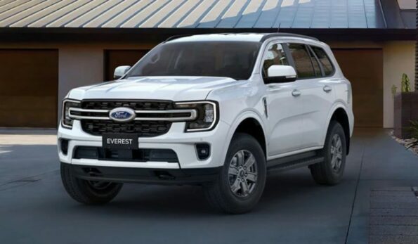 ford-everest-ambiente-2023-moi-mau-trang-798×466